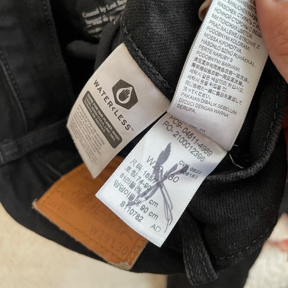 Levi's 511 Jeans Mens Size 29 Black Straight Fit Mid Rise Dark Wash Denim - Picture 11 of 15